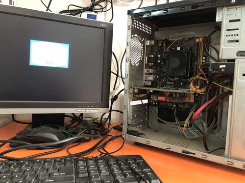 電腦開機死機黑屏？別急著去維修店，手把手教你自查自修